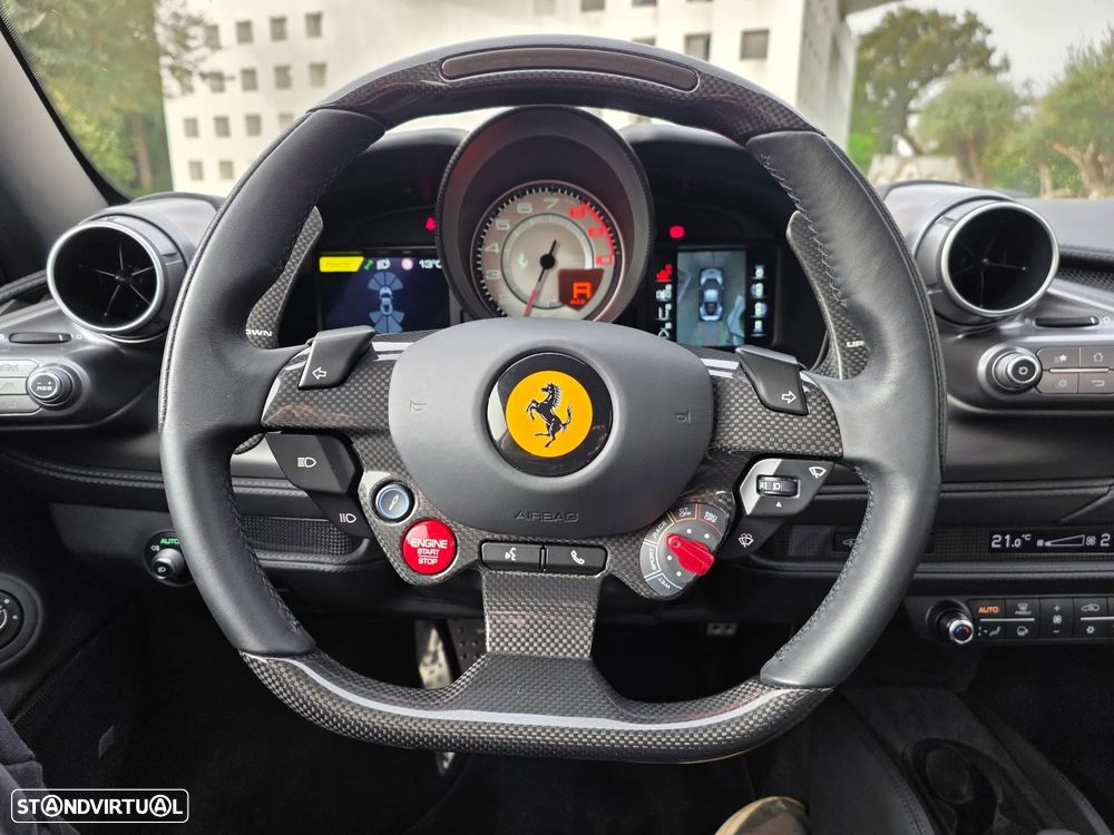 Ferrari F8 Tributo 3.9 Twin-Turbo V8 - 17
