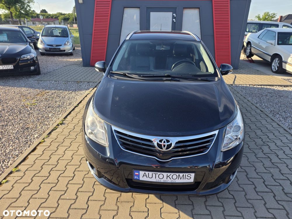 Toyota Avensis 2.0 D-4D Executive - 3