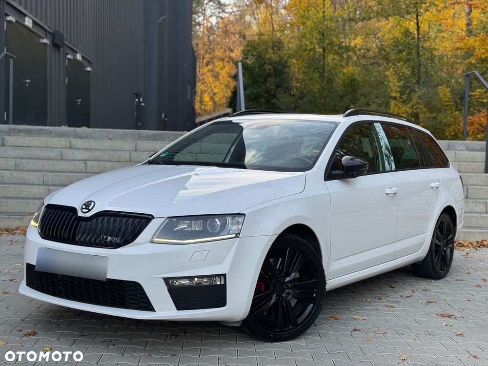 Skoda Octavia Combi 2.0 TDI RS - 5