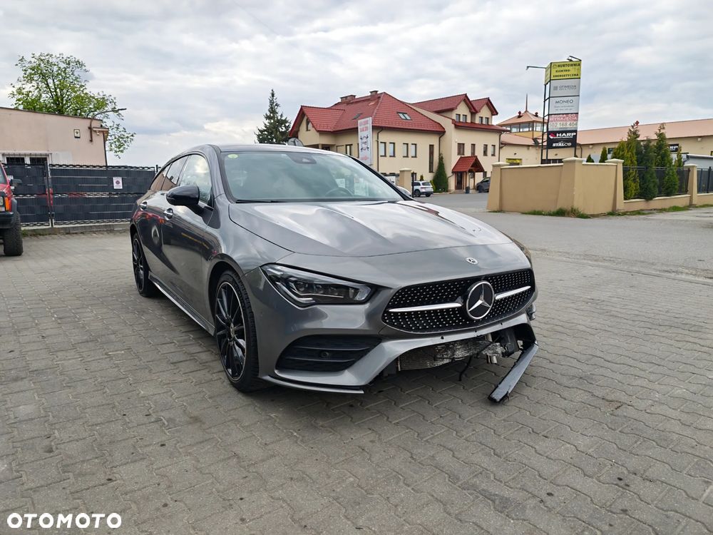 Mercedes-Benz CLA 200 d 8G-DCT AMG Line - 1