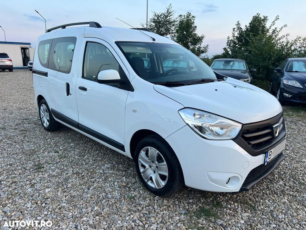 Dacia Dokker 1.5 Blue dCi Laureate - 4