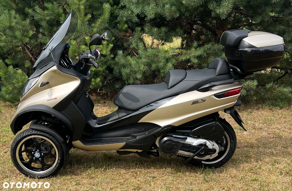 Piaggio MP-3 - 1