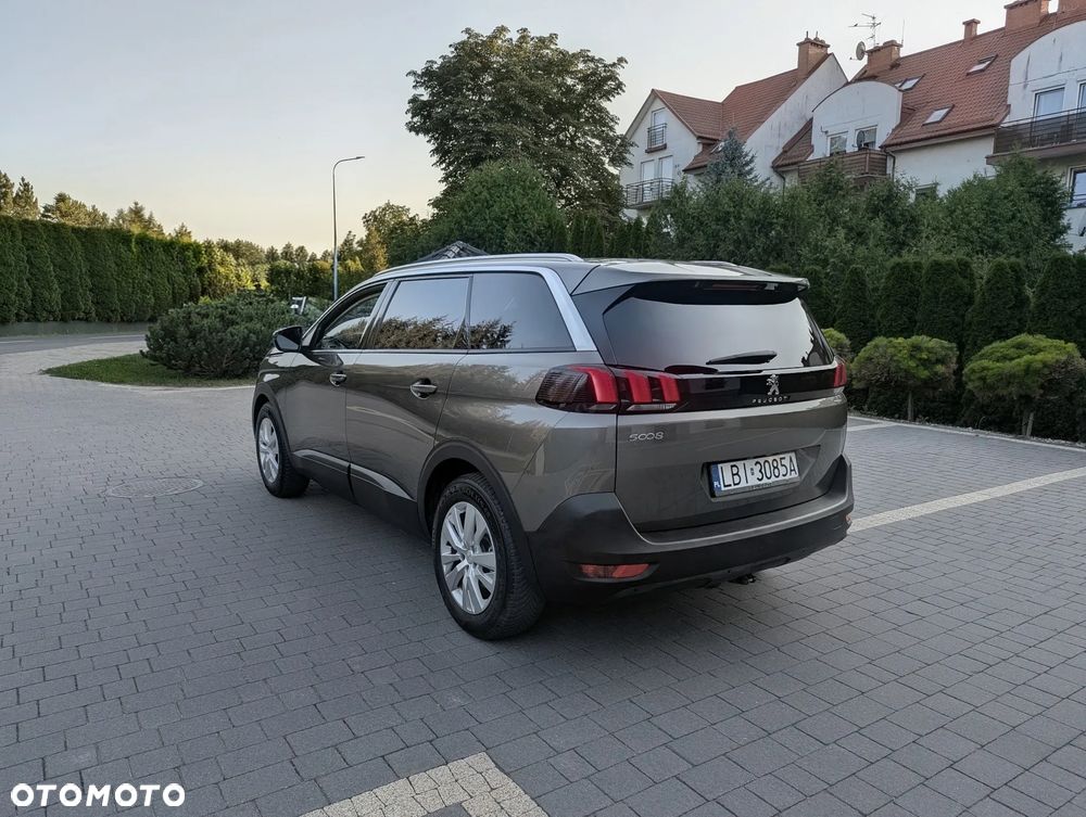 Peugeot 5008 1.5 BlueHDi Allure S&S - 10