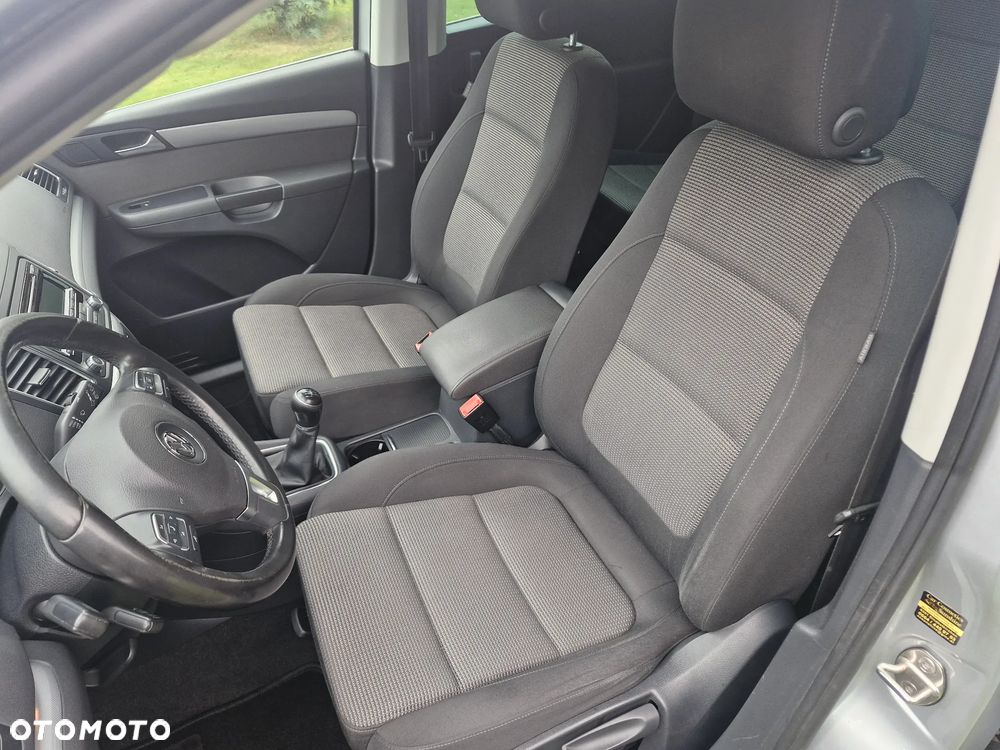 Volkswagen Sharan - 19