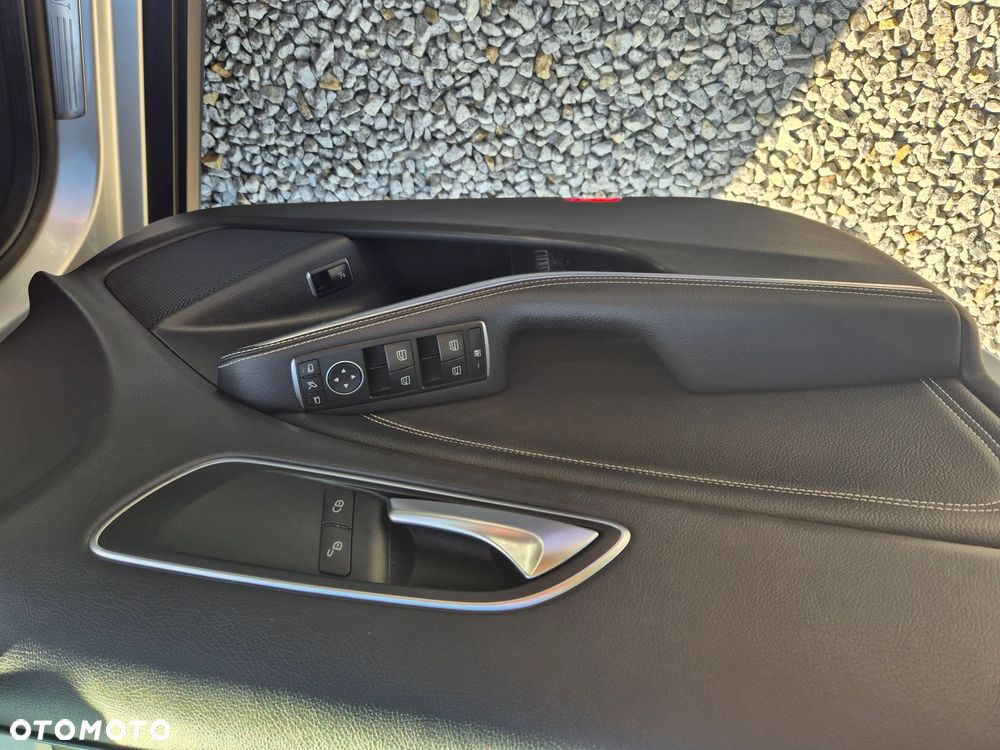 Mercedes-Benz GLA 220 4-Matic Style - 16