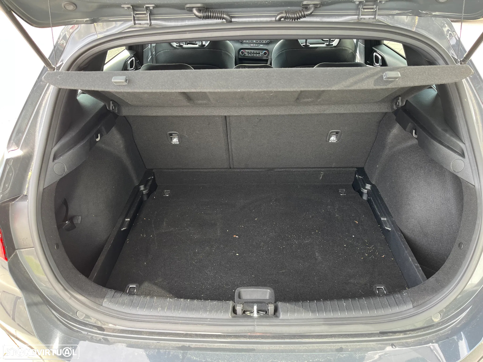 Kia Ceed 1.6 CRDi GT Line - 16