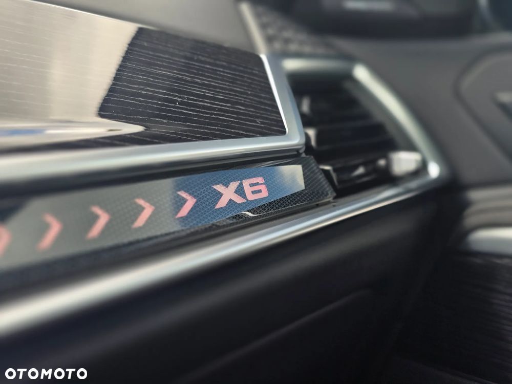 BMW X6 - 32