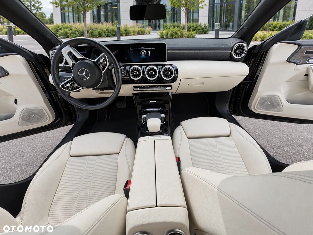 Mercedes-Benz Cla 2019 photo 2