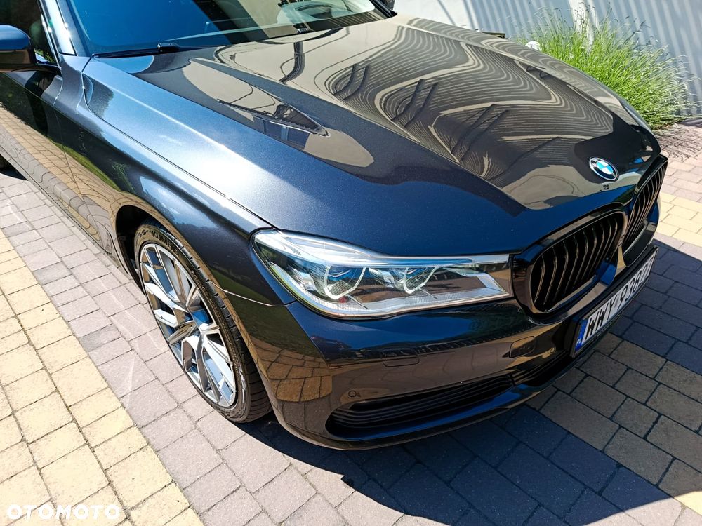 BMW Seria 7 740d xDrive - 9