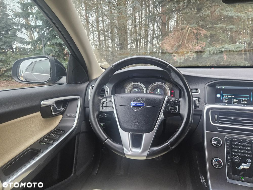Volvo V60 DRIVe Summum - 24
