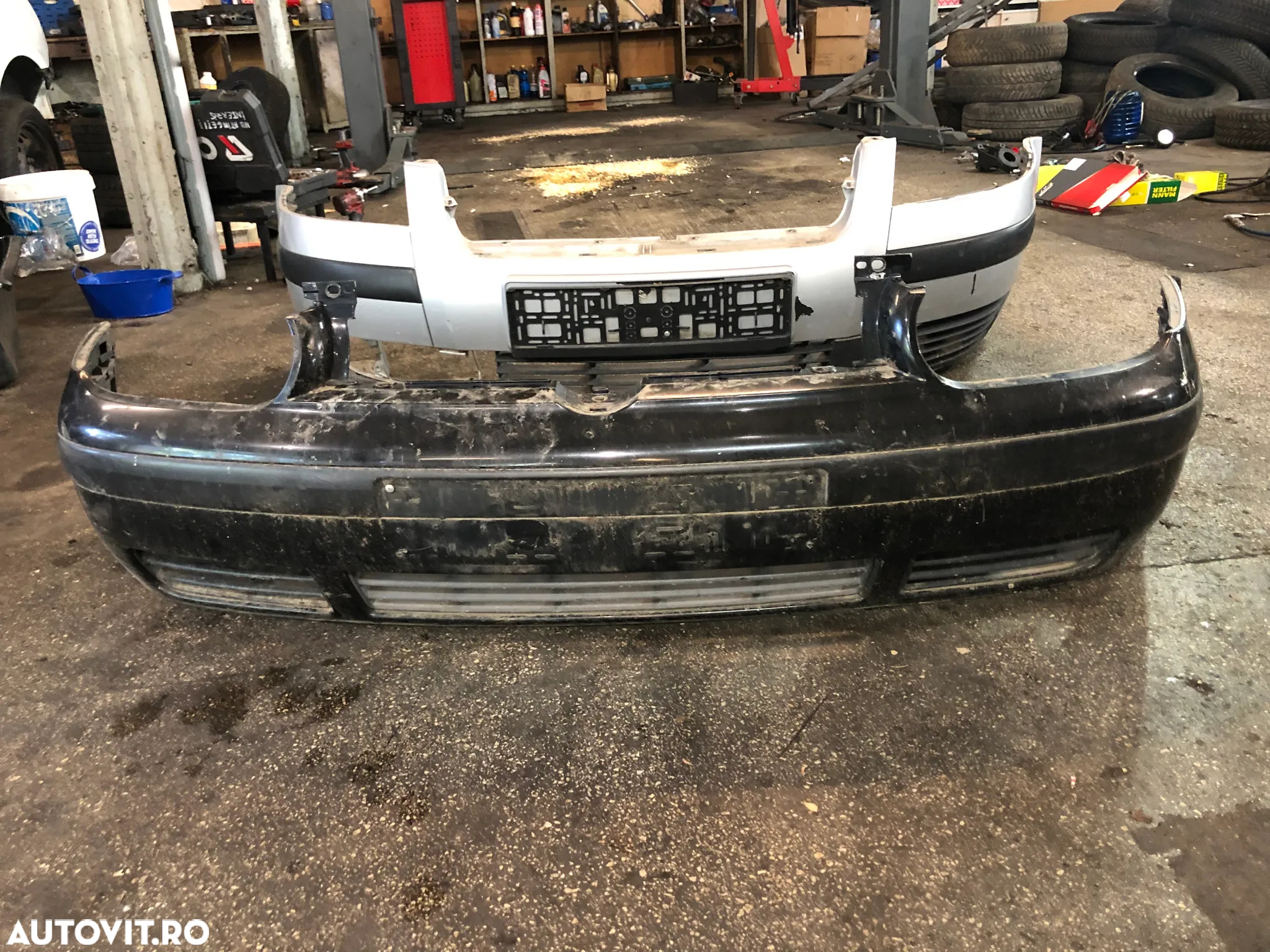 Bara fata VW Volkswagen Golf 4 negru 2001 - 4