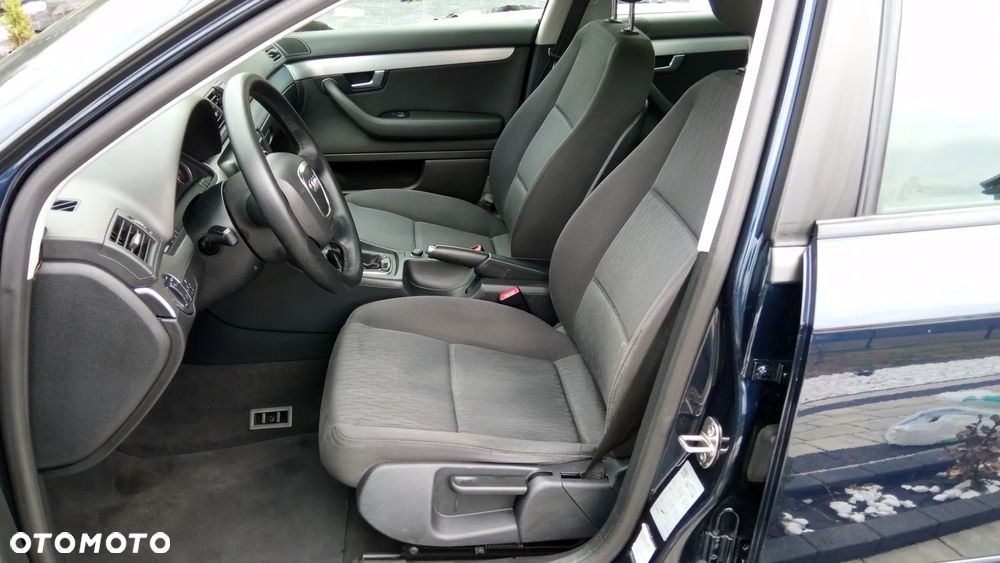 Audi A4 Avant 2.0 TDI - 15