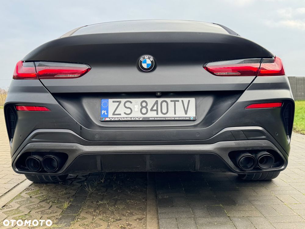 BMW Seria 8 - 12