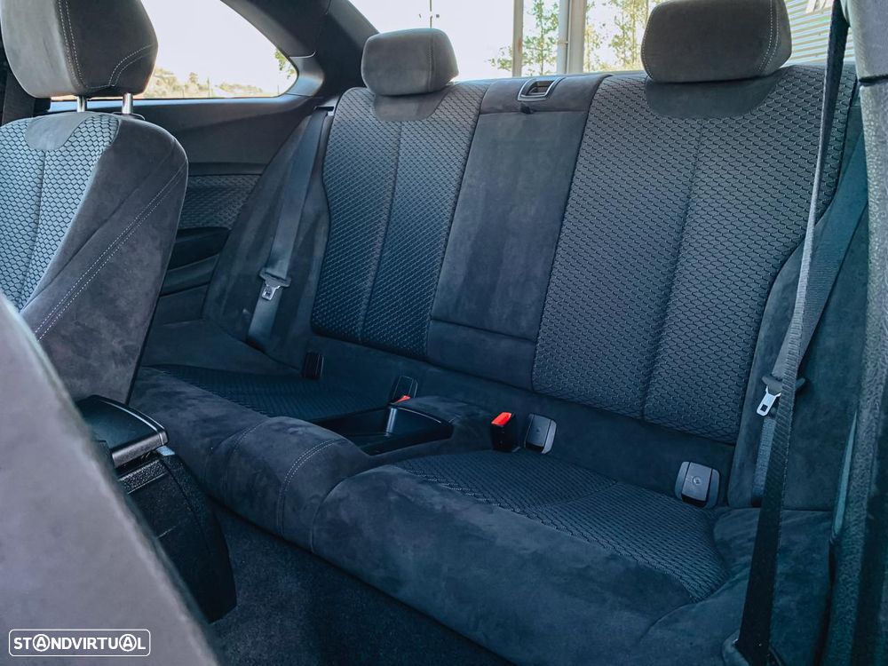 BMW 220 d Coupe Pack M - 8