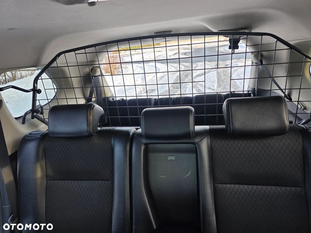 Mitsubishi Outlander 2.2 DID Instyle Navi - 32