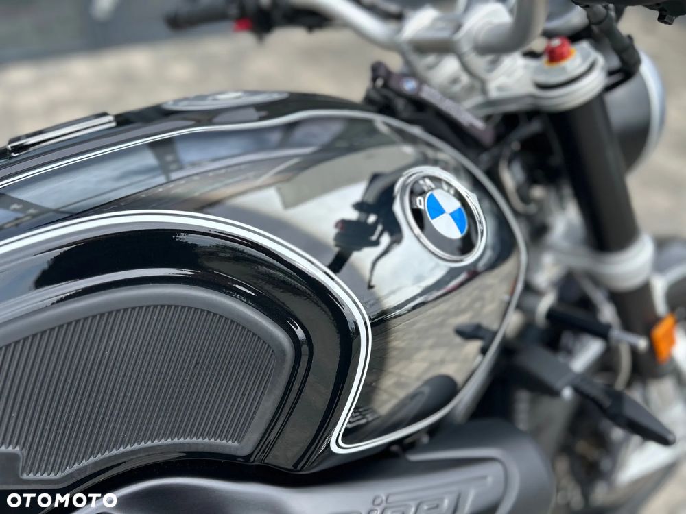 BMW R - 9