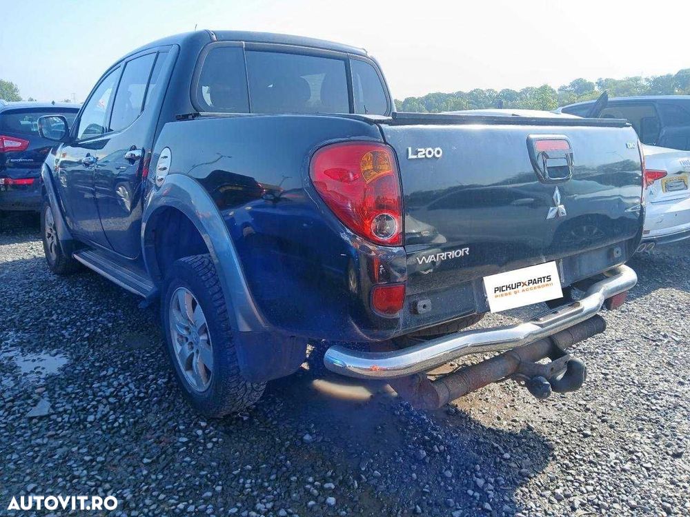Dezmembrez Mitsubishi L200 2.5 Diesel 2007 - 9