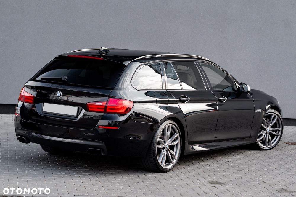 BMW Seria 5 M550d xDrive - 11