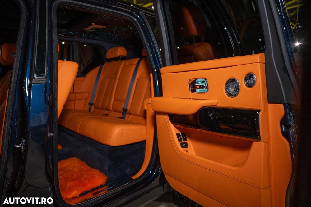 Rolls-Royce Cullinan - 13