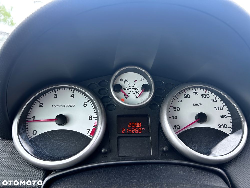 Peugeot 207 1.4 16V Trendy - 9