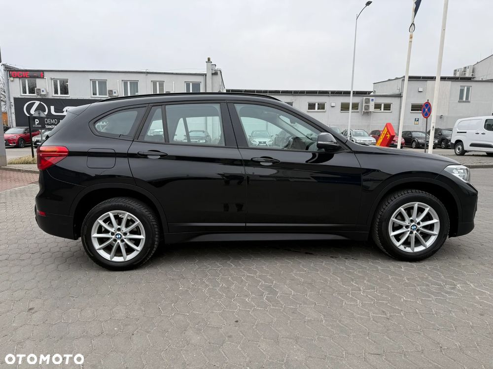 BMW X1 sDrive18i - 10