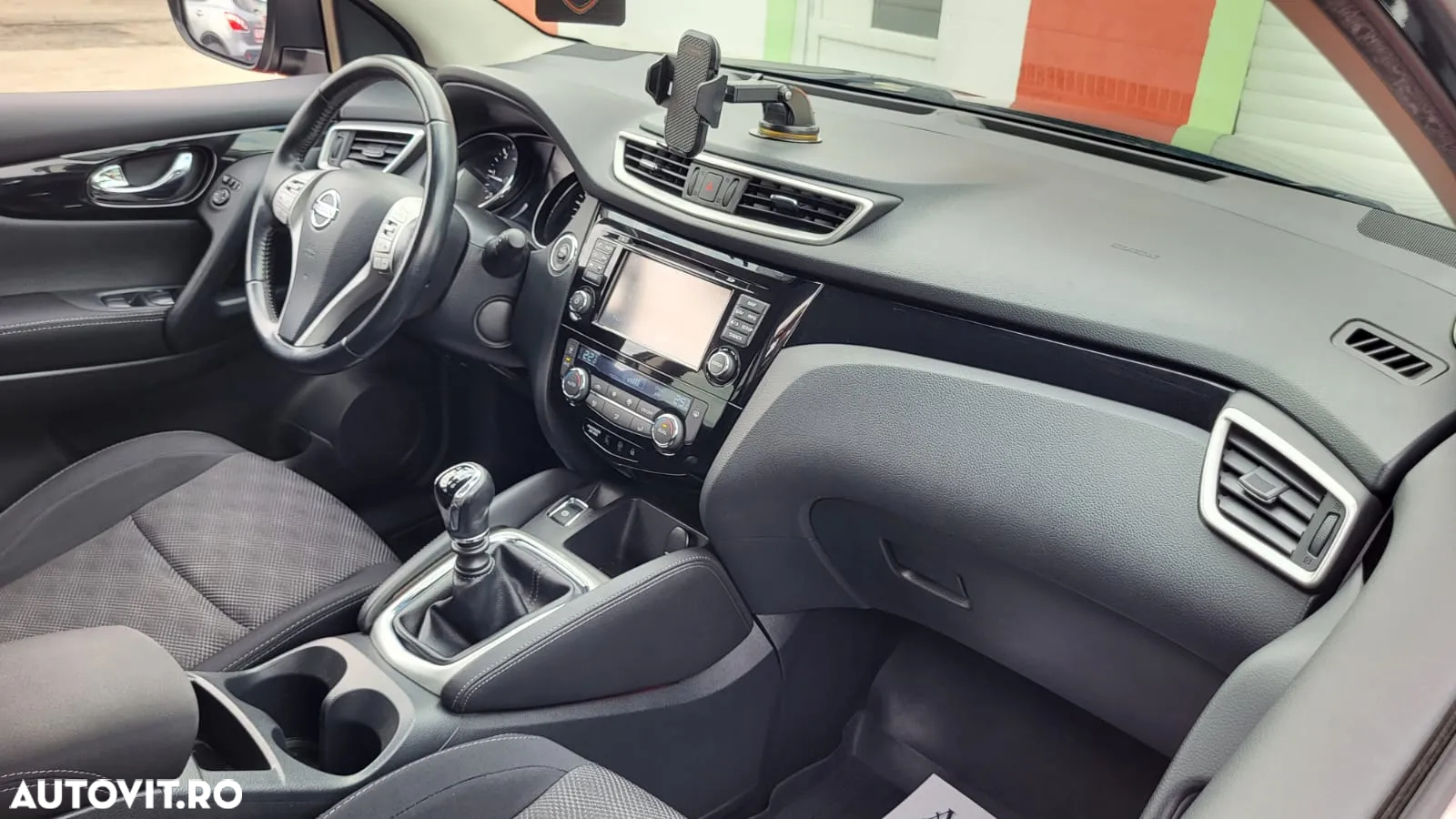 Nissan Qashqai 1.5 DCI Start/Stop Tekna - 16