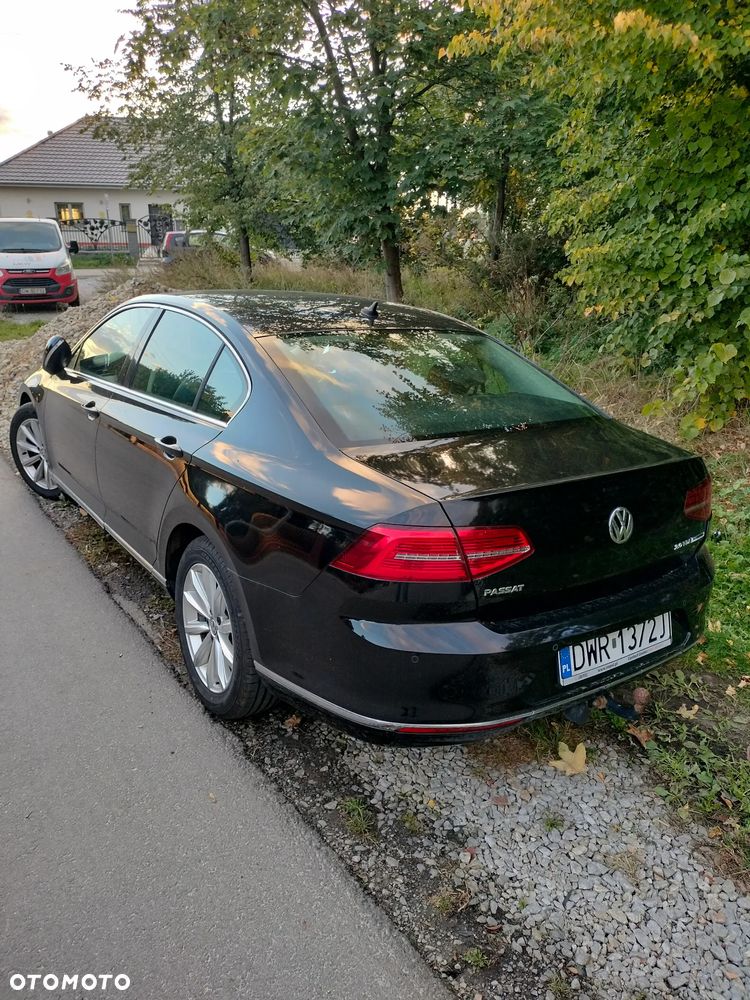 Volkswagen Passat - 9