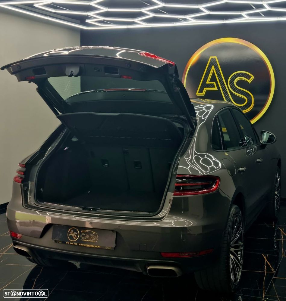 Porsche Macan - 46