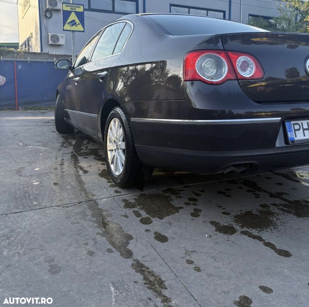 Volkswagen Passat - 5
