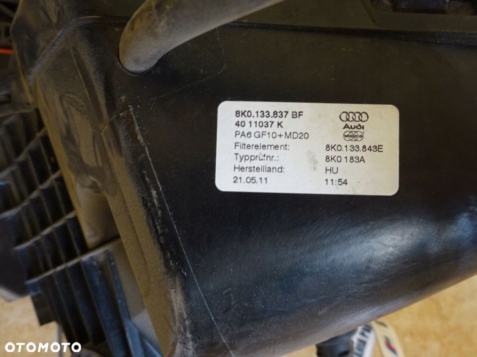 Obudowa FIltra Powietrza Audi Q5 A5 8K0133837AB - 3