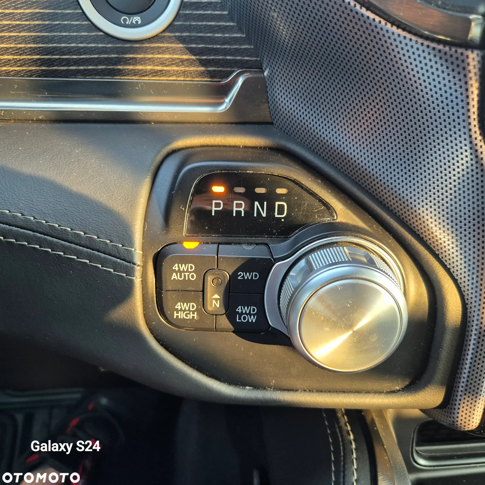 RAM 1500 Crew Cab Limited - 8