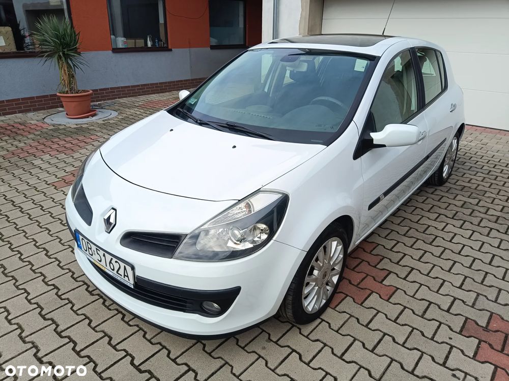 Renault Clio 2.0 16V Privilege - 3
