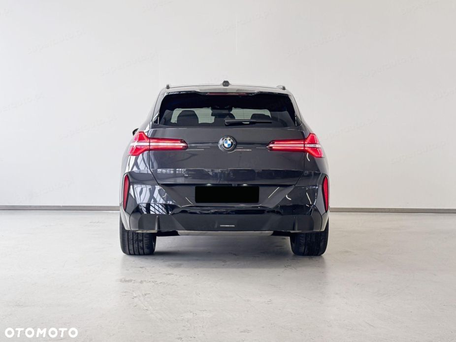 BMW X3 xDrive20 mHEV - 4
