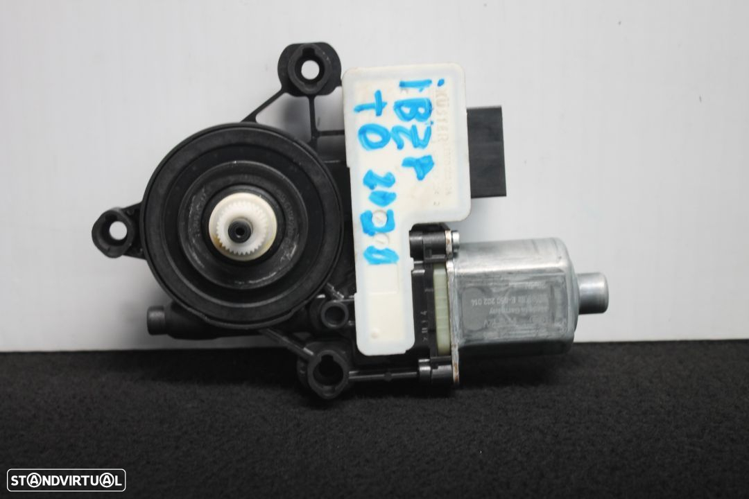 MOTOR ELEVATÓRIO TRASEIRO DO VIDRO DIREITO SEAT IBIZA - 2