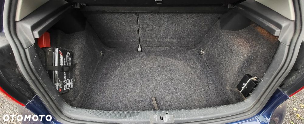 Volkswagen Golf 1.6 Edition - 20