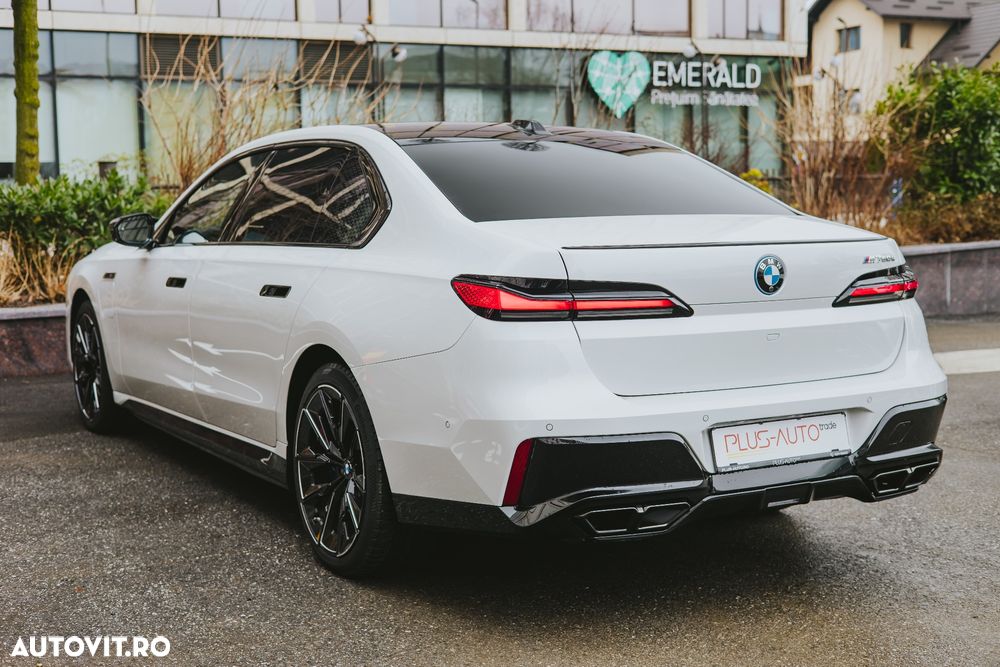 BMW M7 - 13