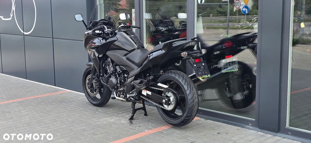 Honda CBF - 27