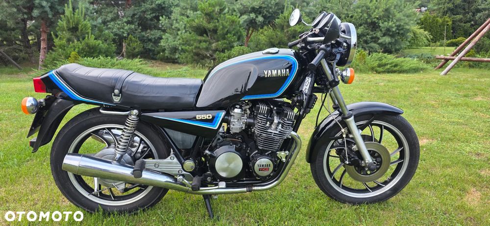 Yamaha XJ - 9