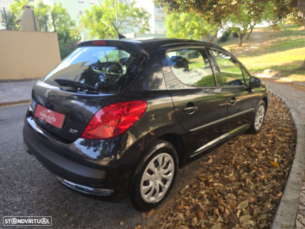 Peugeot 207 1.4 HDi Urban - 8