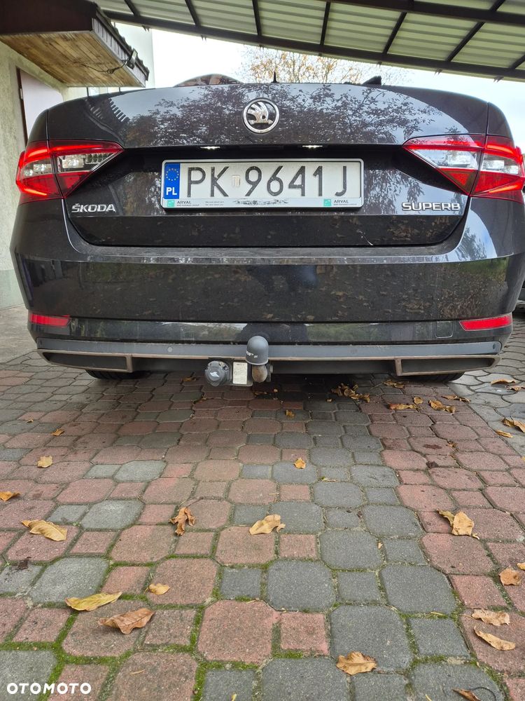 Skoda Superb 2016 photo 4