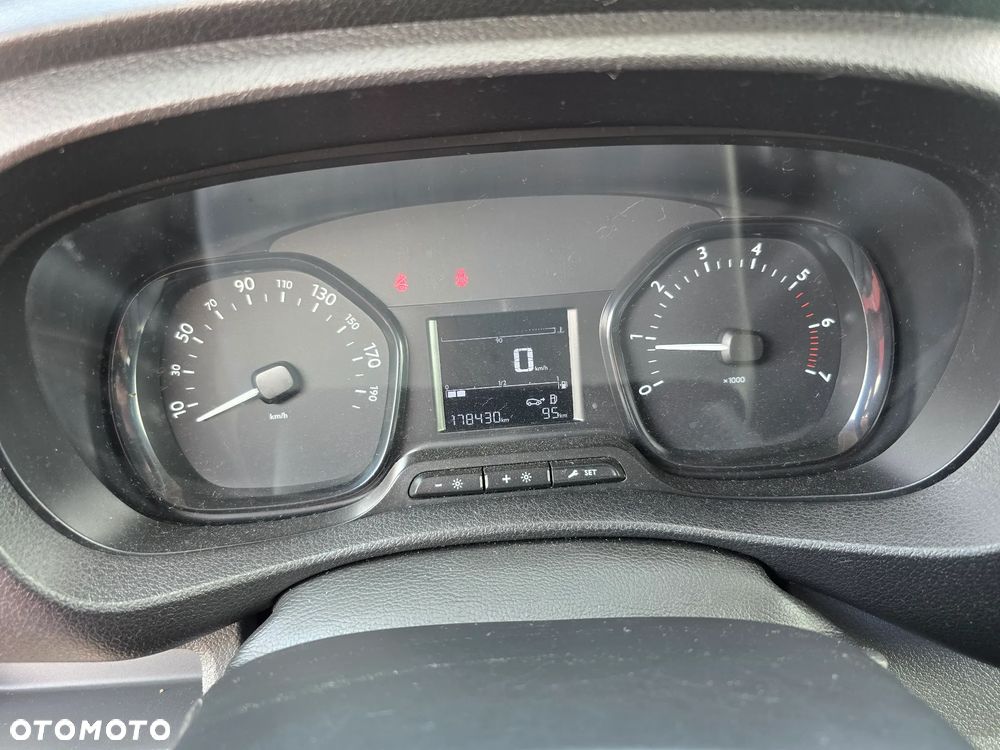 Toyota ProAce D-4D Long 3,0t Active (bryg.) - 7