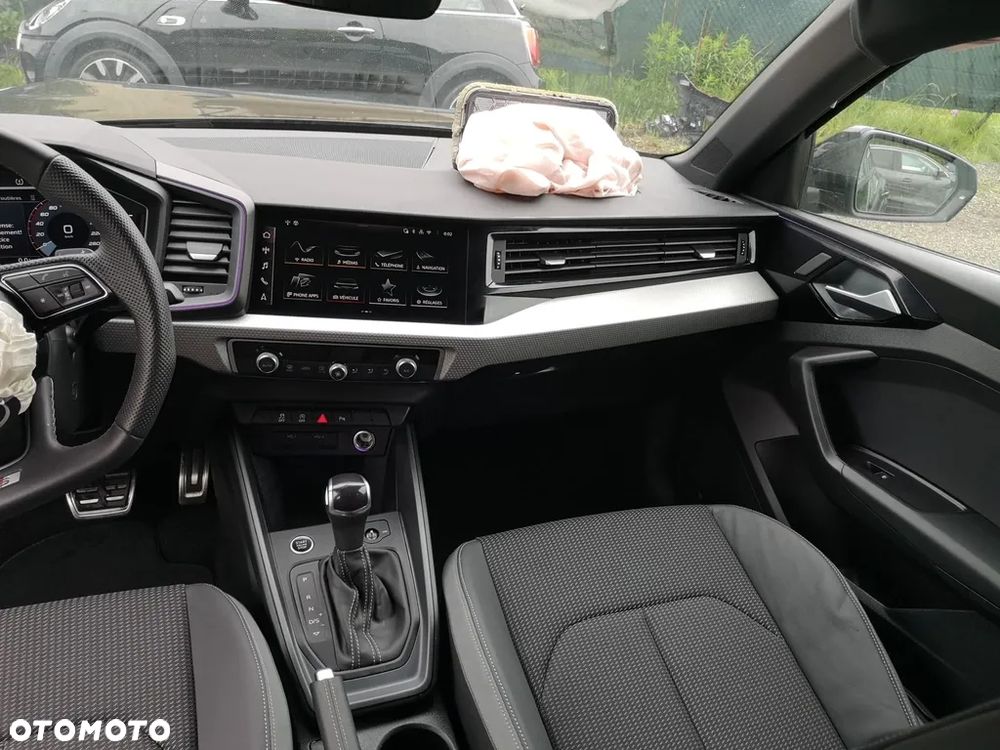 Audi A1 Sportback 35 TFSI S-Line S tronic - 23