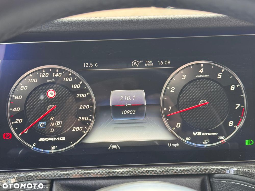 Mercedes-Benz Klasa G AMG 63 AMG Speedshift 9G-TRONIC AMG Grand Edition - 26
