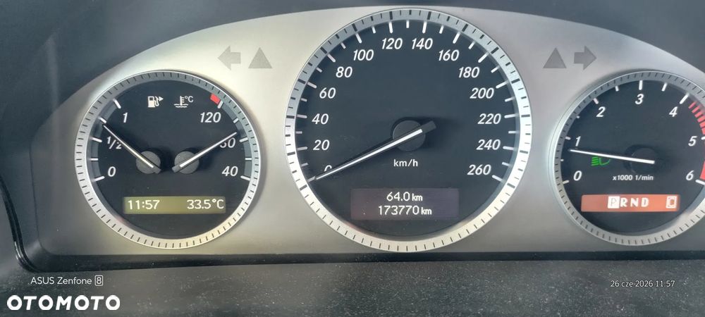 Mercedes-Benz GLK - 1