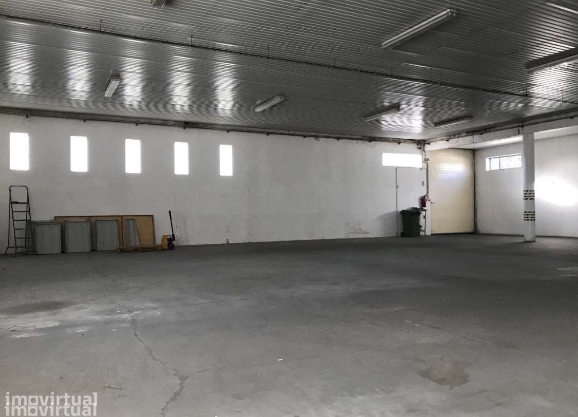 Armazém 300m2 - Grande imagem: 4/11