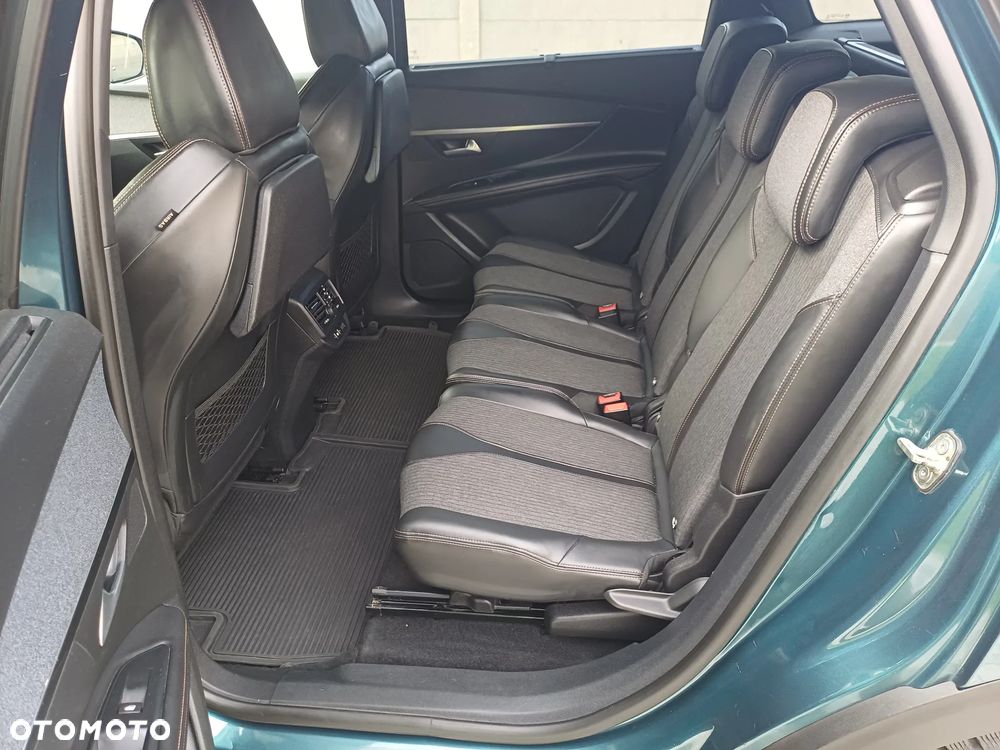Peugeot 5008 - 15