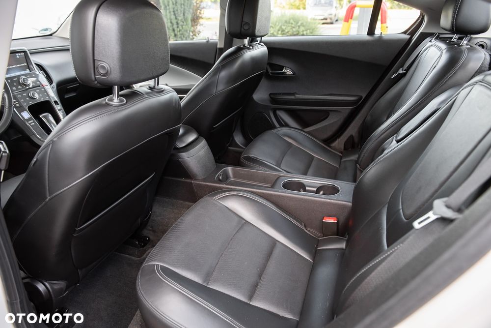 Opel Ampera - 26