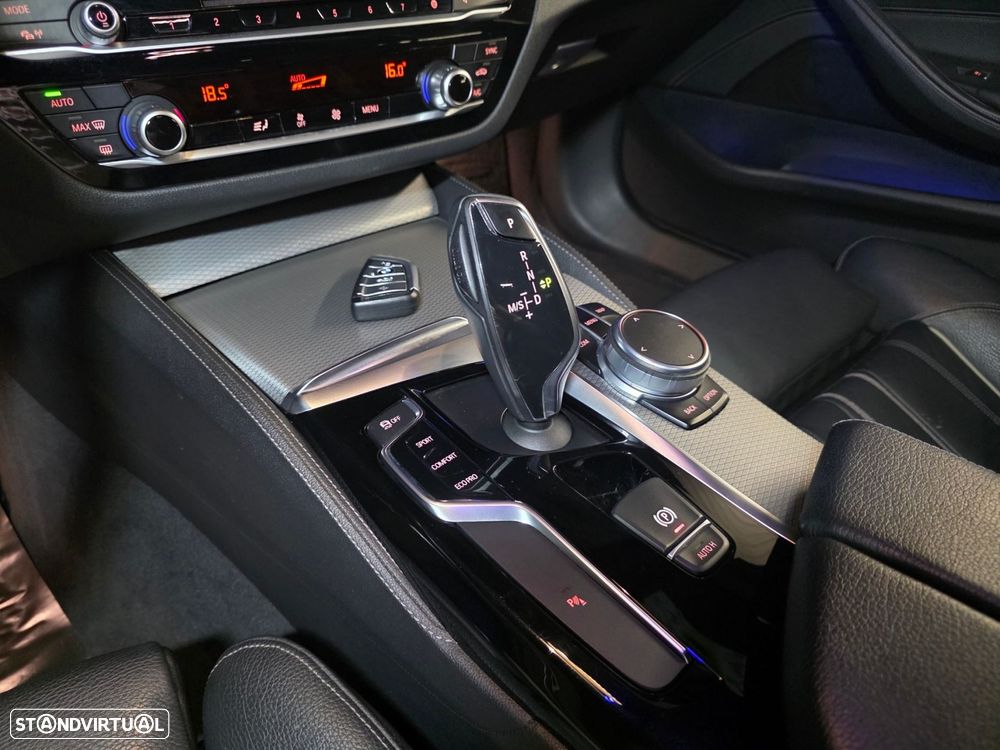 BMW 520 d Pack M Auto - 22