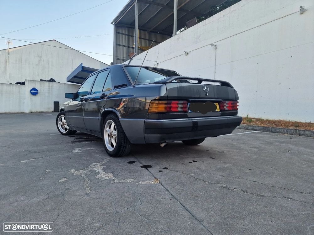 Mercedes-Benz W201 (1982-1993) 190 D 2.0 - 4