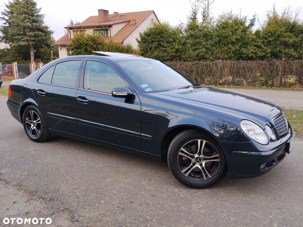 Mercedes-Benz Klasa E 200 Kompressor Classic Sport Edition - 10